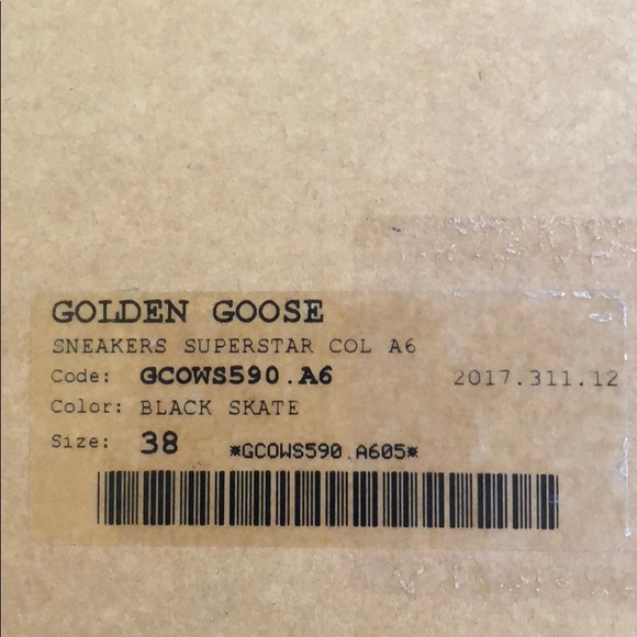 Golden Goose sneakers. - Picture 8 of 8